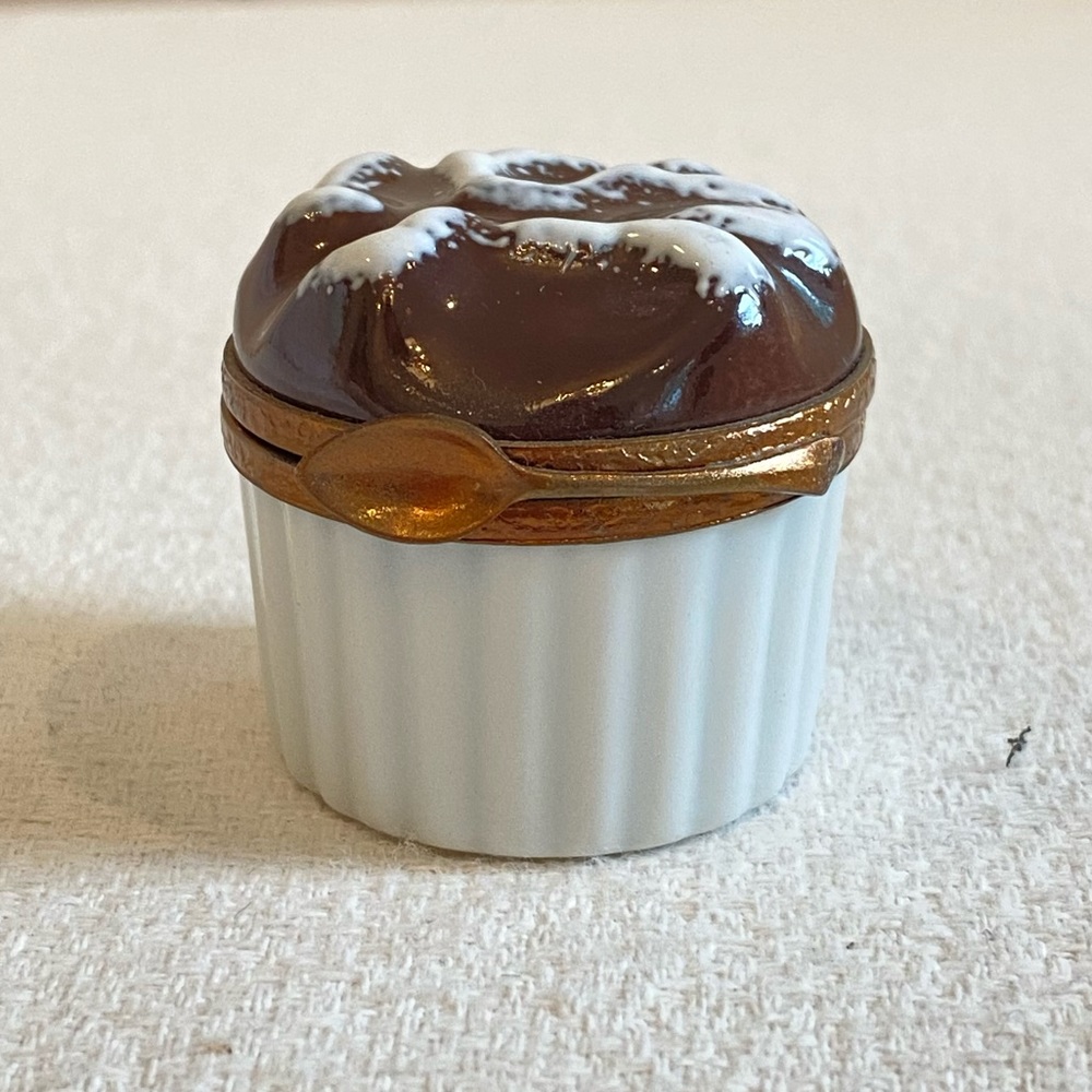 🚫 SOLD. Limoges Box - Chocolate Soufflé with Spoon Closure
